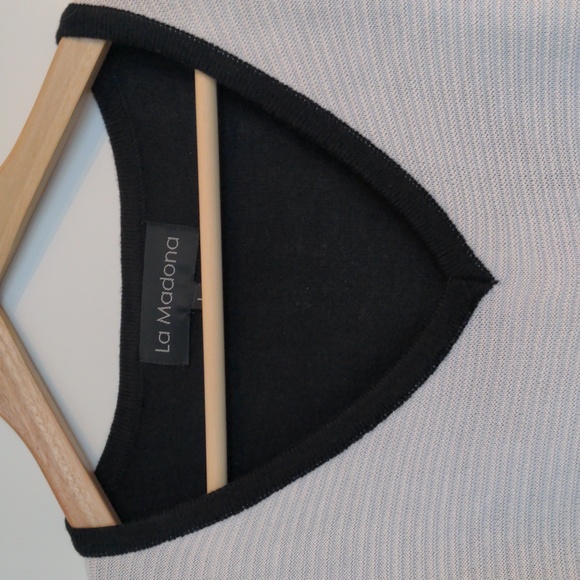 NWT Summer Sweater - Picture 3 of 8